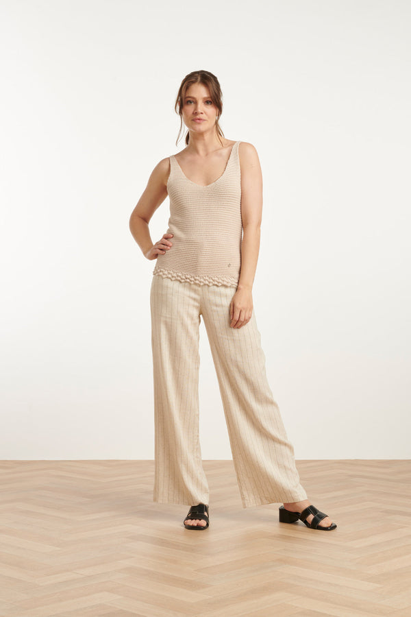 Smashed Lemon 25107 E Gebreide Strappy Top Met Scallop Rand | Sand