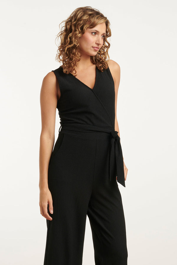 Smashed Lemon 25119 E Stretchy Crinkle Jumpsuit | Black