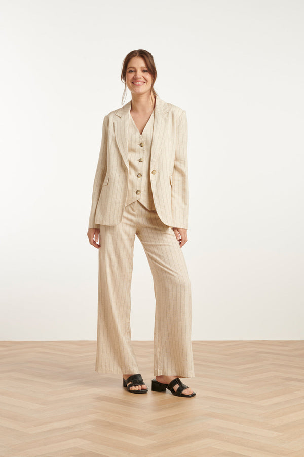 Smashed Lemon 25126 Pinstriped Linen Blazer | Sand-Black