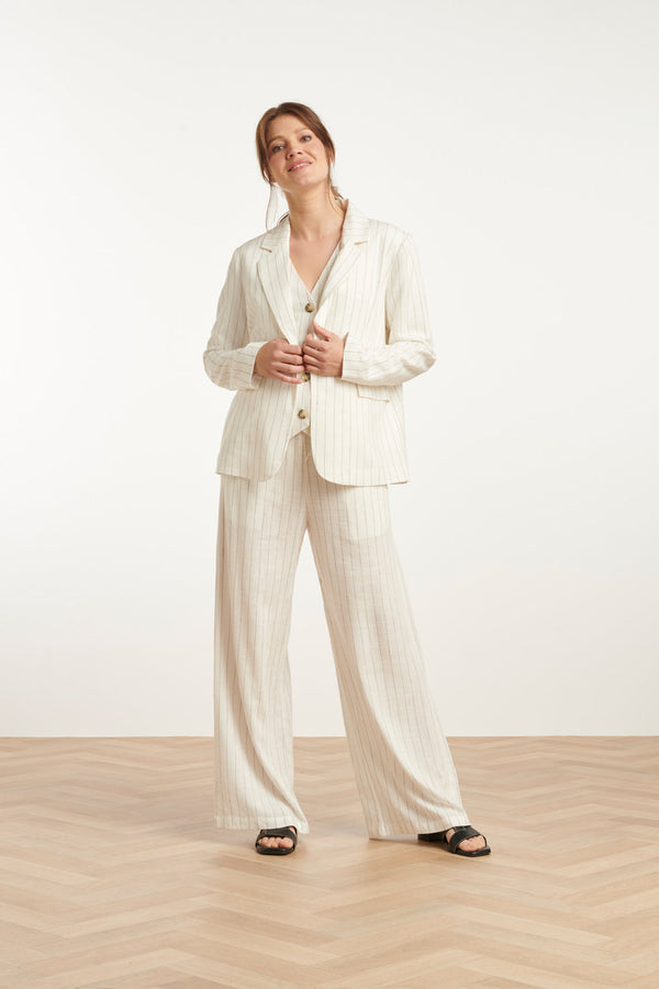 Smashed Lemon 25130 Te Pinstripe Linnen Blazer | White-Black