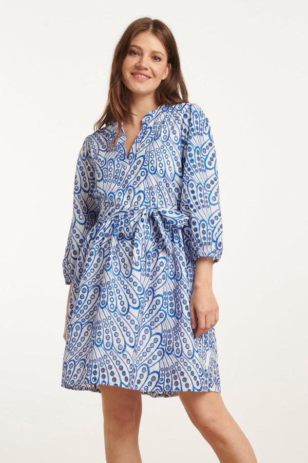 smashed lemon 25135 Cobalt Brie Anglaise Jurk | Cobalt Blue-White smashed lemon 25135 Cobalt Brie Anglaise Jurk | Cobalt Blue-White