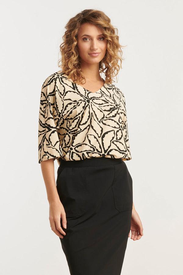 Smashed Lemon 25258 Bloemenprint Toptravelkwaliteit | Sand-Black