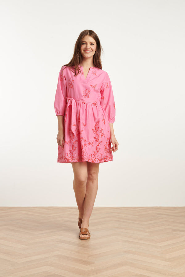 Smashed Lemon 25263 Bloemen Geborduurde Korte Jurk Met V-Hals | Pink-Red