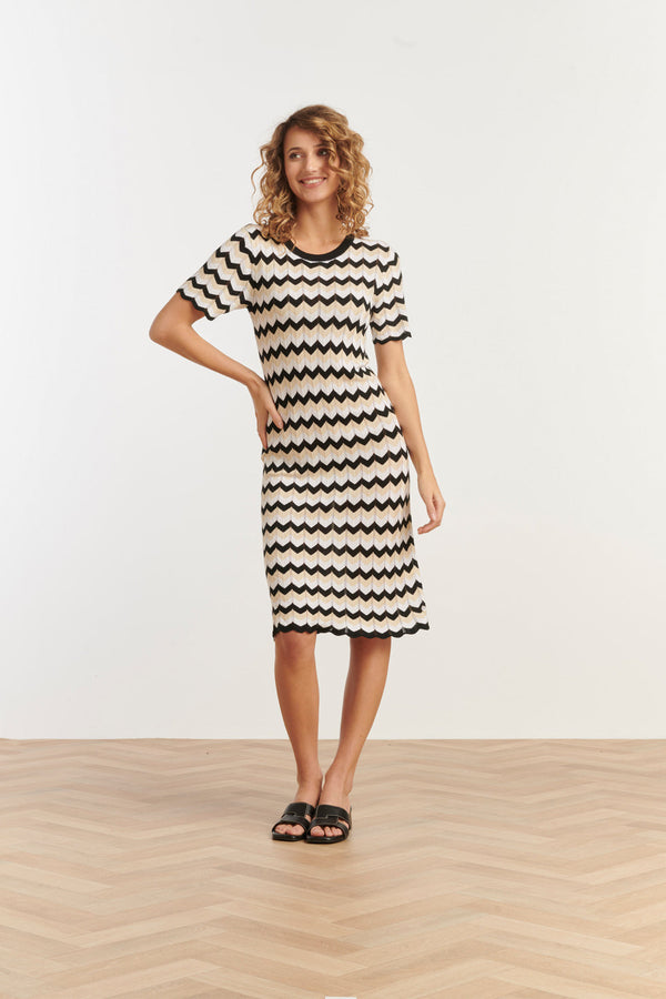 Smashed Lemon 25267 Zigzag Gebreide Jurk | Sand-Black