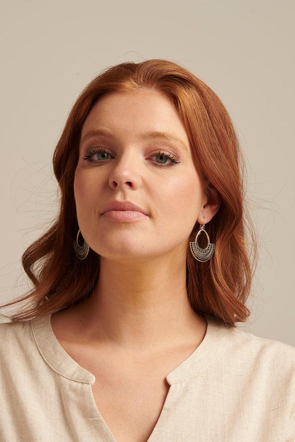 Smashed Lemon 60013 En Boho Waaier Oorbellen Met Tribal Patroon | Silver