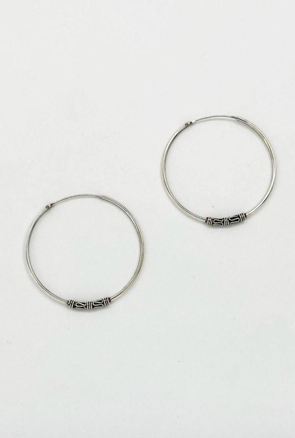 Smashed Lemon 60029 Middelgrote En Bohemian Hoepel Oorbellen | Silver