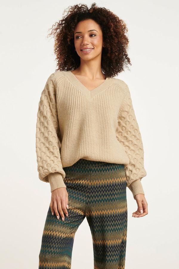 smashed lemon 24784 Oversized Trui Met V-Hals | Sand