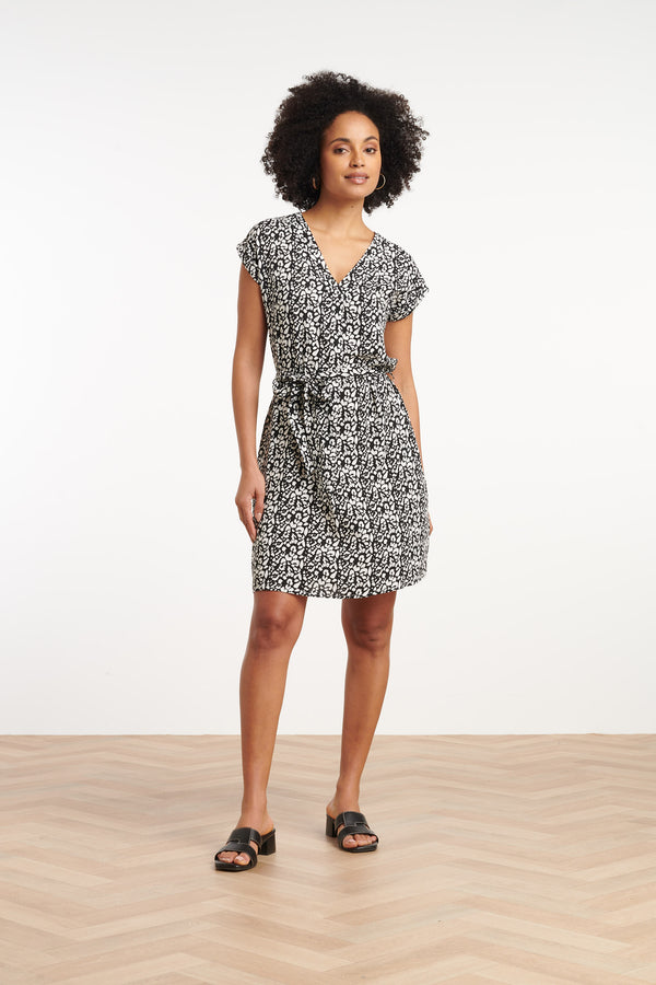 Smashed Lemon 35120 Jurken | Black-Off-White