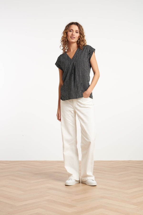 Smashed Lemon 35150 Tops | Black-Off-White