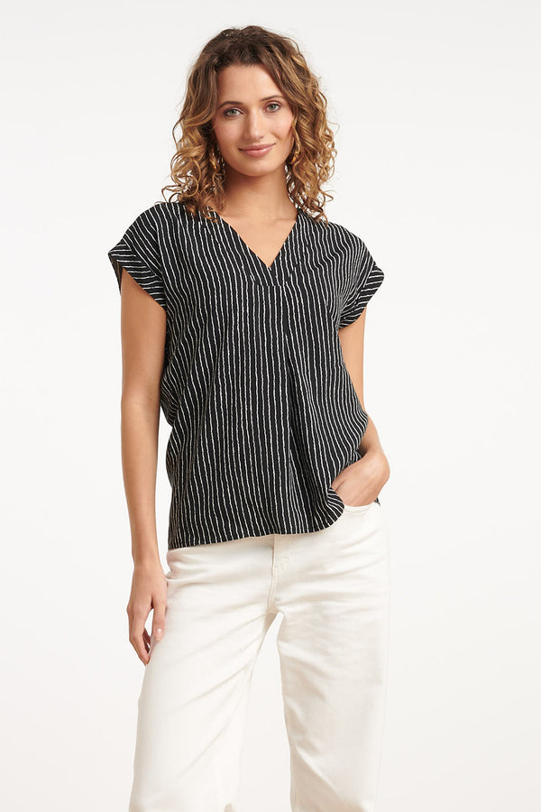 smashed lemon 35150 Tops | Black-Off-White