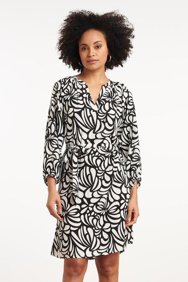 smashed lemon 35154 Jurken | Black-Off-White