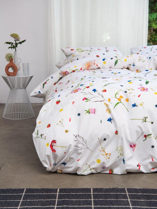 Snurk Flower Fields Dekbedovertrek