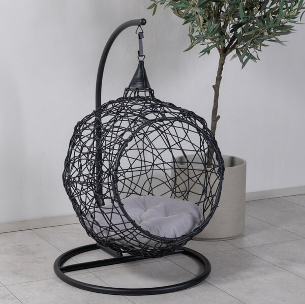 sohome Hangstoel Geffery Wicker kleur Zwart
