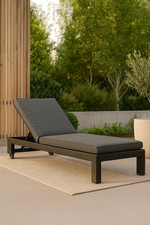 sohome Ligbed Kha Wicker kleur Grijs/Zwart