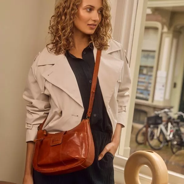 Spikes & Sparrow Spikes & Sparrow Leren Crossbodytas – Carlia – Donkerbruin