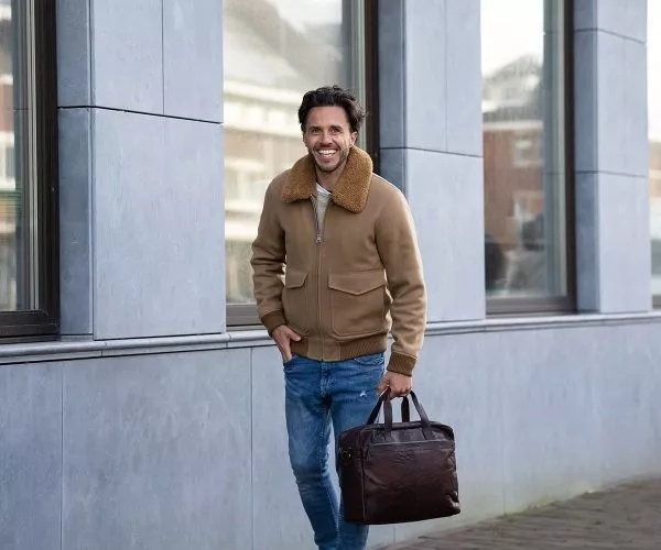 Spikes & Sparrow Spikes & Sparrow Leren Laptoptas – Colorado – Zwart