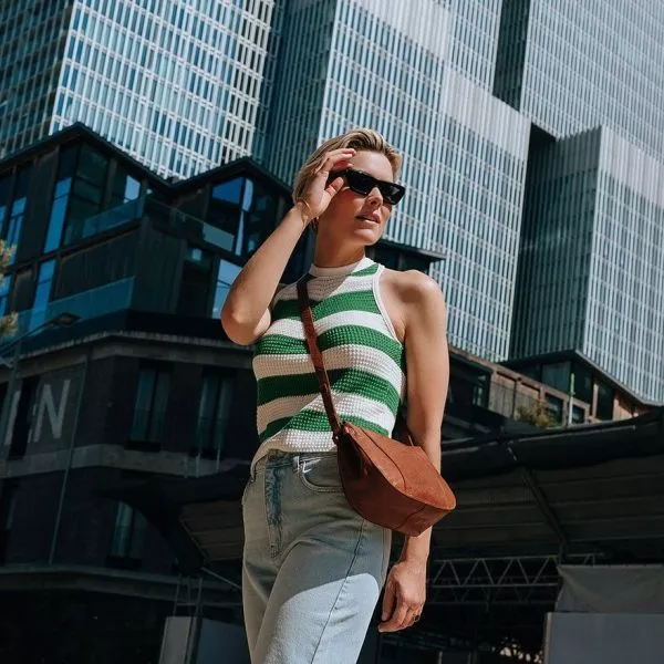 Spikes & Sparrow Spikes & Sparrow Leren Schoudertas / Crossbodytas – Hannah – Donkerbruin