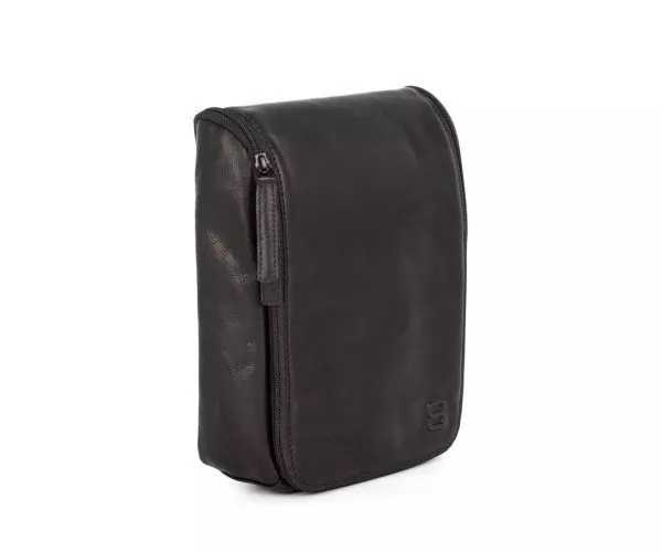 Spikes & Sparrow Spikes & Sparrow Leren Toilettas – Midian – Zwart