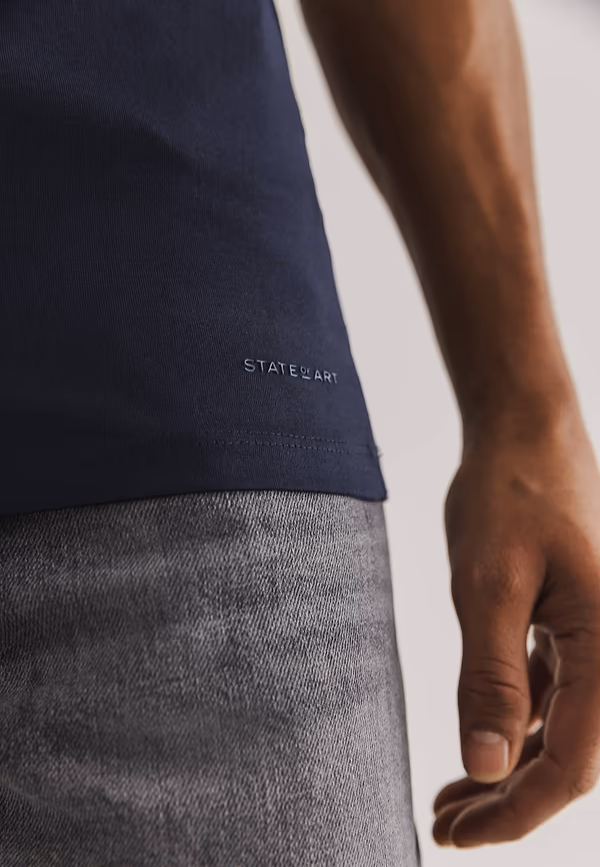 State Of Art ESSENTIALS T-shirt Met V-hals Donkerblauw Uni