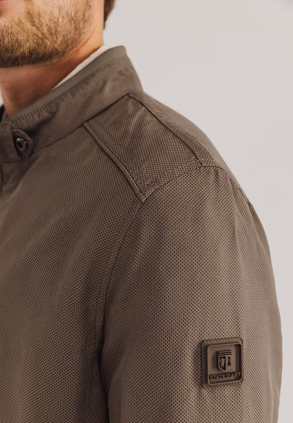 State Of Art OUTERWEAR Jas Met Badge Op Mouw Beige Uni