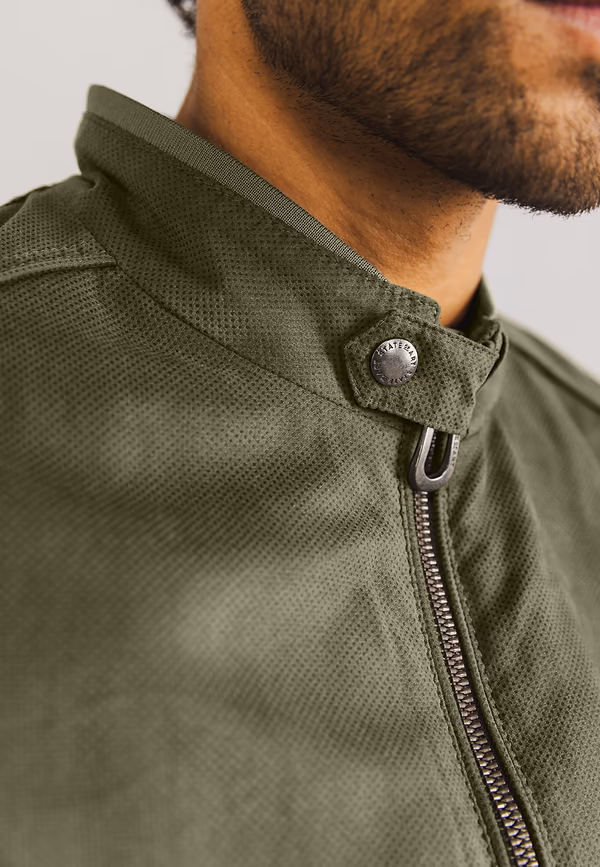 State Of Art OUTERWEAR Jas Met Badge Op Mouw Mosgroen Uni