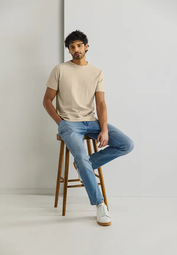 State Of Art T-shirt Met Visgraatpatroon Kit Uni