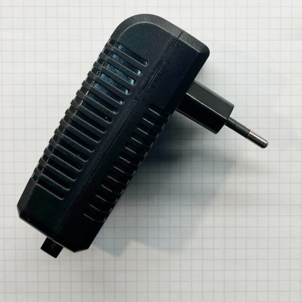 steinhauer 7860 Led stekker driver 36w DC24V