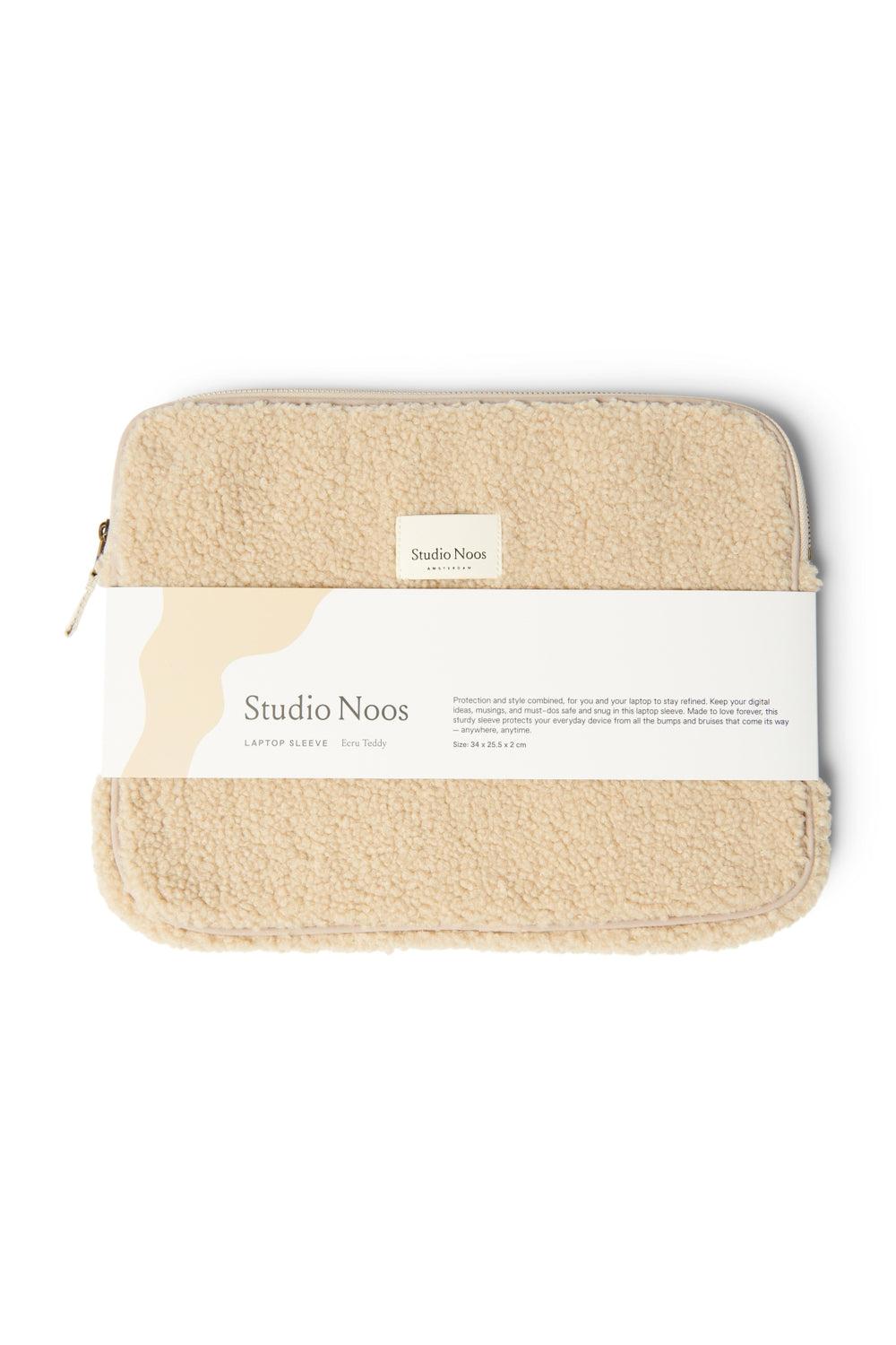 studio noos 13inch Ecru Teddy Laptophoes