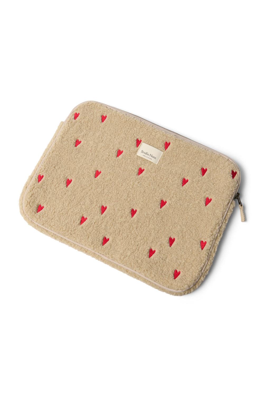 Studio Noos 15 INCH Ecru Teddy Hearts Laptophoes