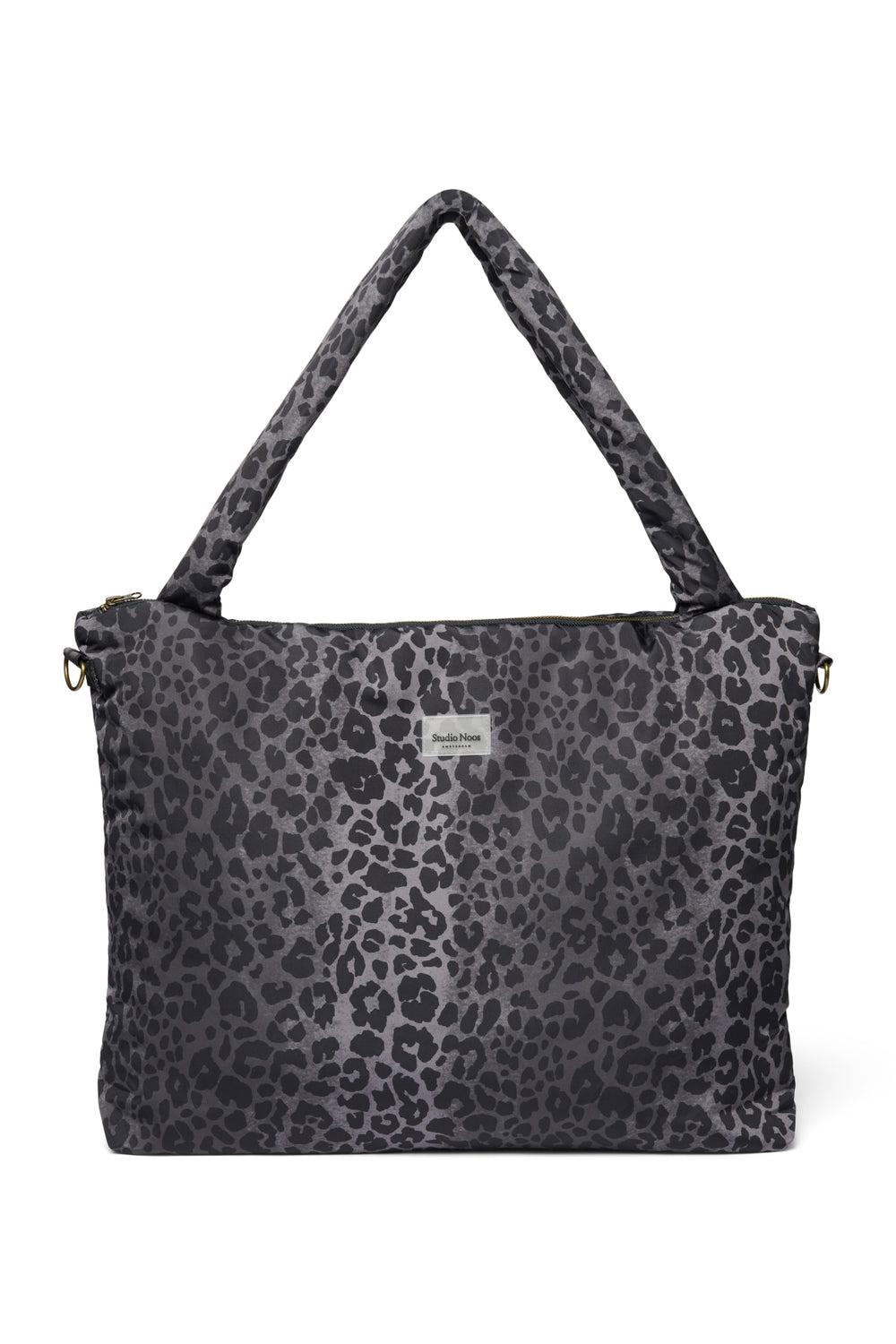 studio noos Antra leopard Diaper bag