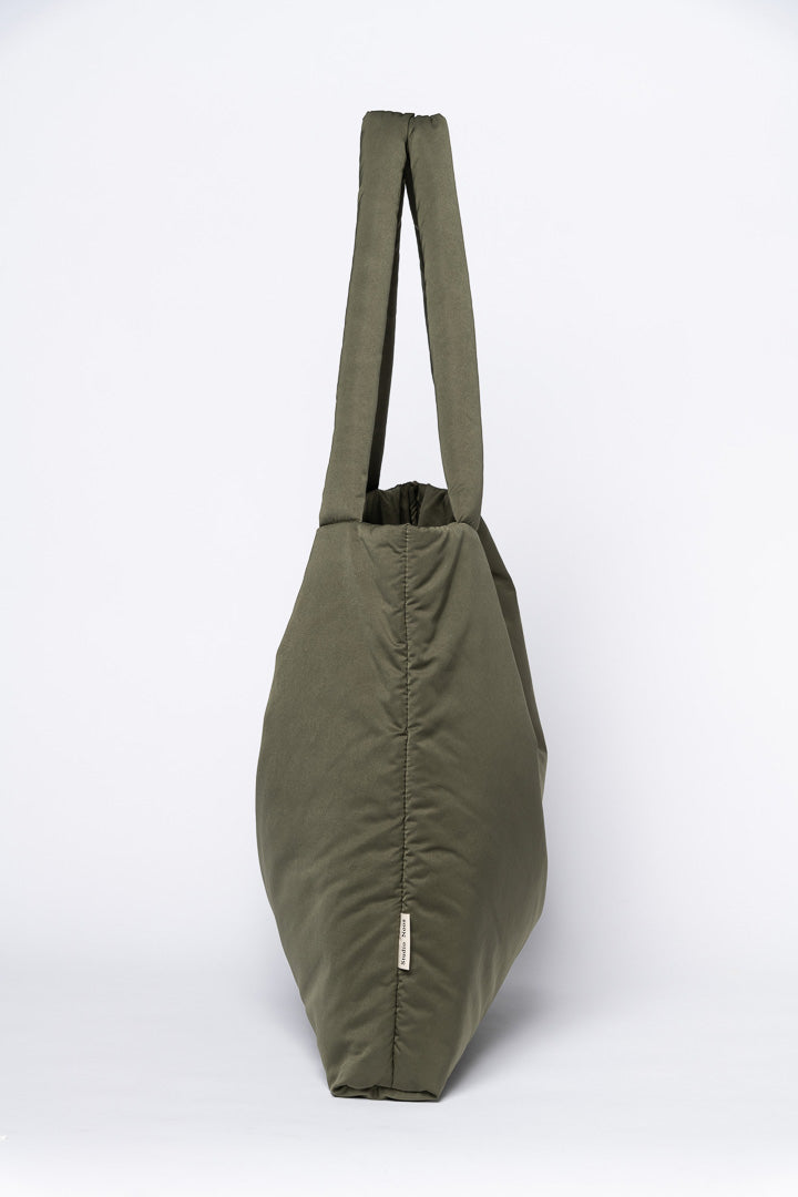Studio Noos Groene Puffy Mom Bag