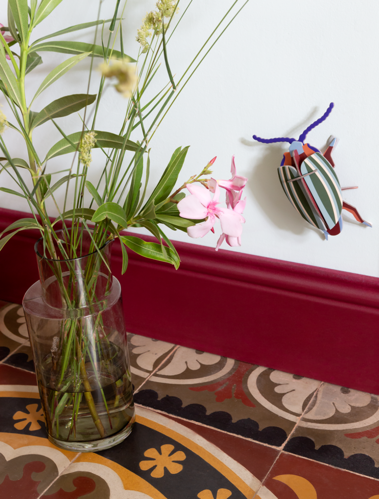 Studio Roof Rainbow Leaf Beetle Thema's Rainbow Leaf Beetle Kevers