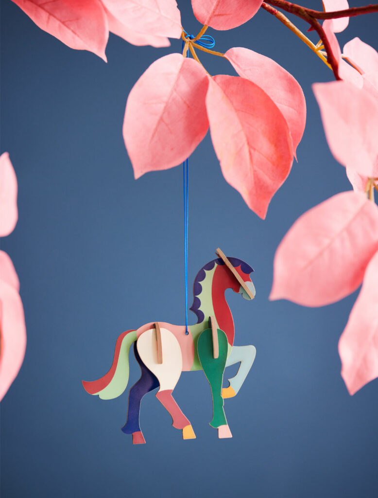 Studio Roof Horse Mobiel Horse Lucky Charms