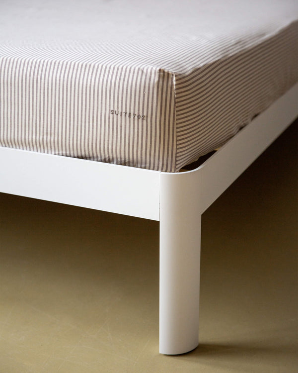 Suite702 Hoeslaken Katoen Streep Brown Ecru