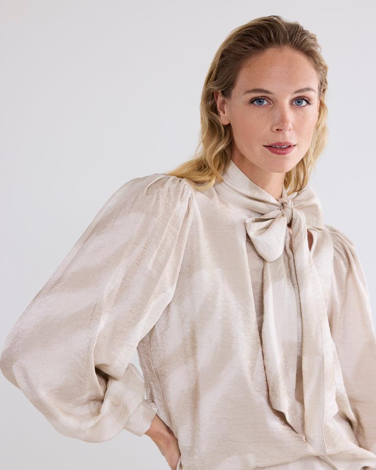 Summum Top Met Strik En Glans