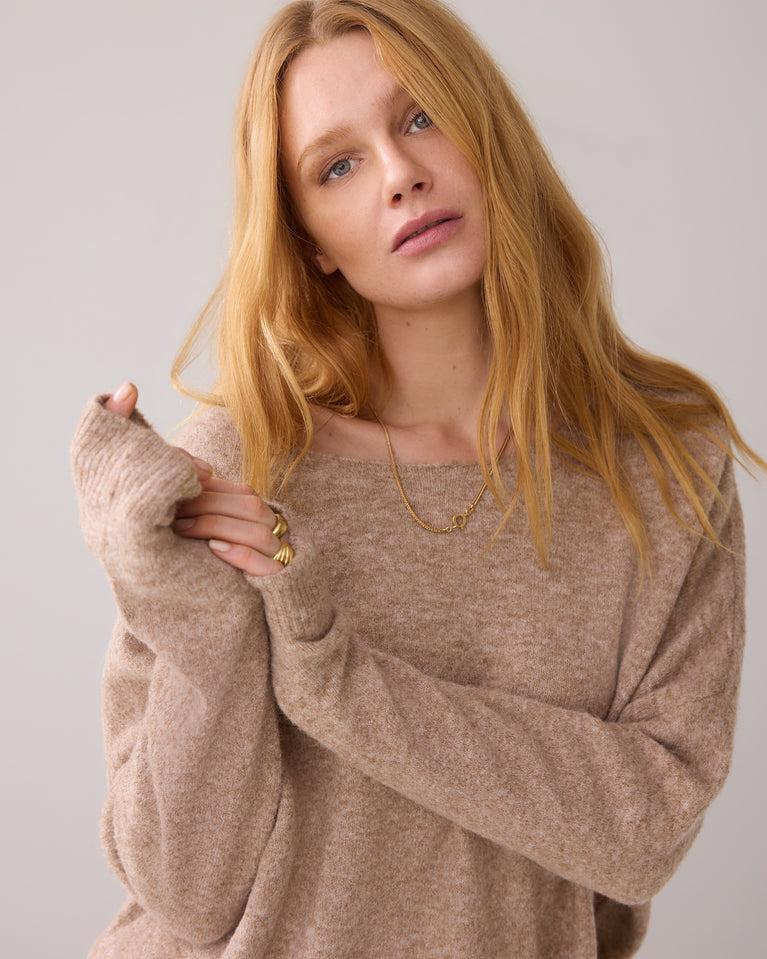 summum Trui met wijde boothals