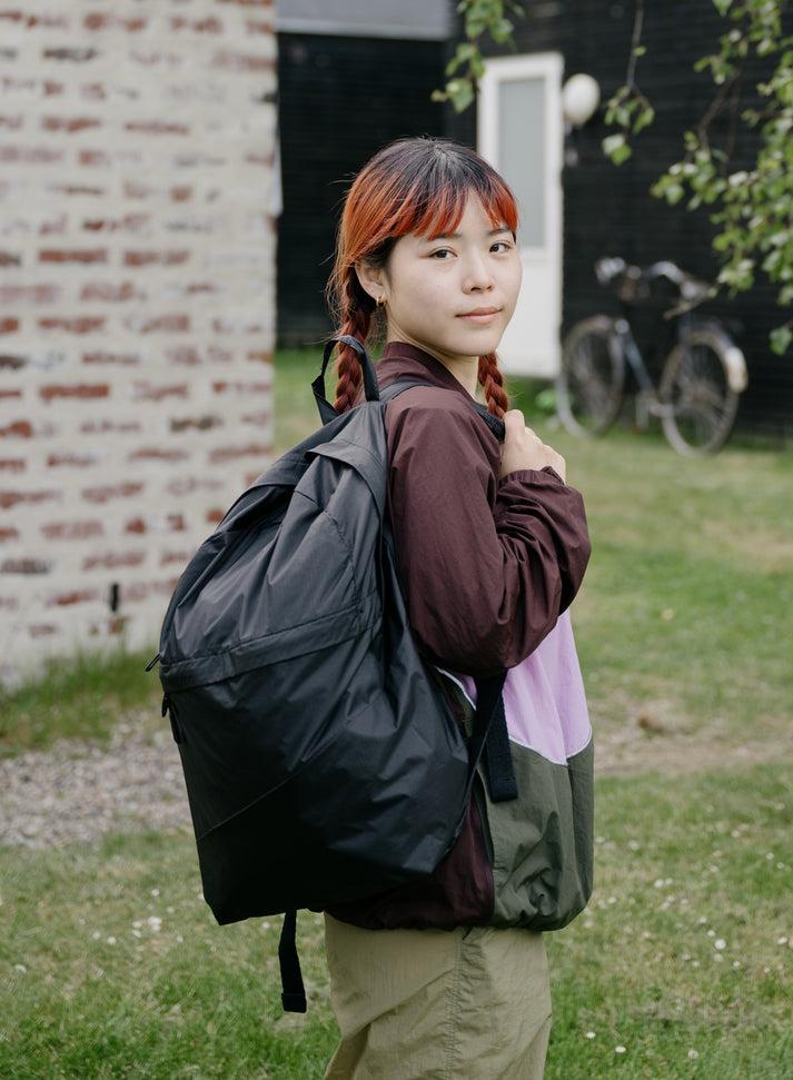 Susan Bijl Black & Black LARGE