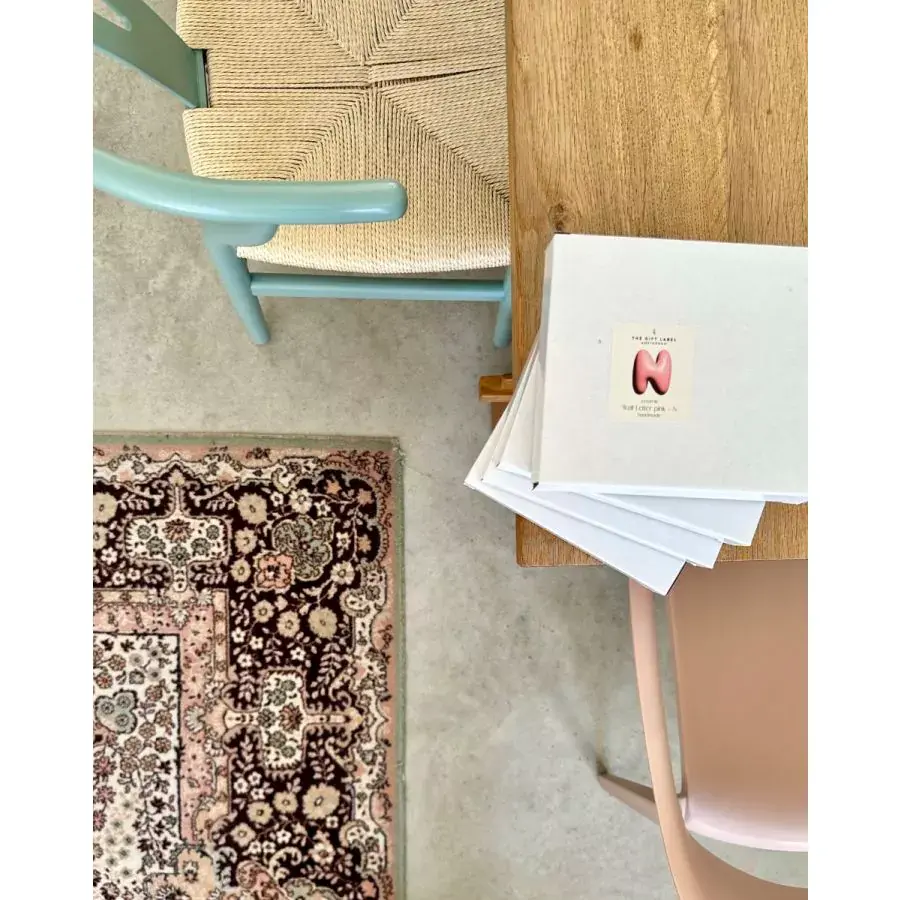 The Gift Label Wall Letter - H - Pink