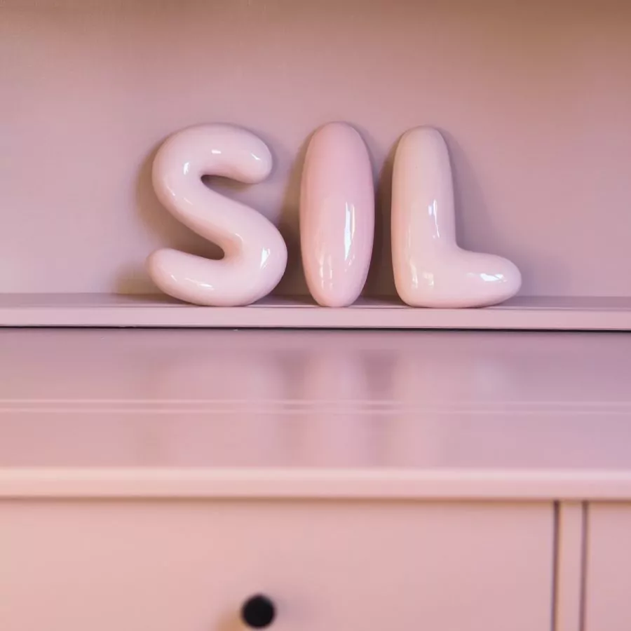 The Gift Label Wall Letter - I - Pink