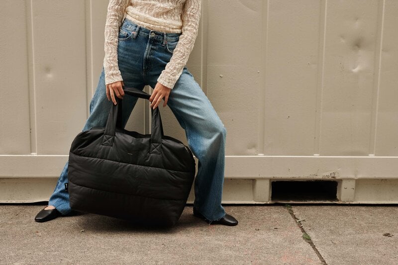 tinne mia Camill Big Puffy Weekend Bag - Black