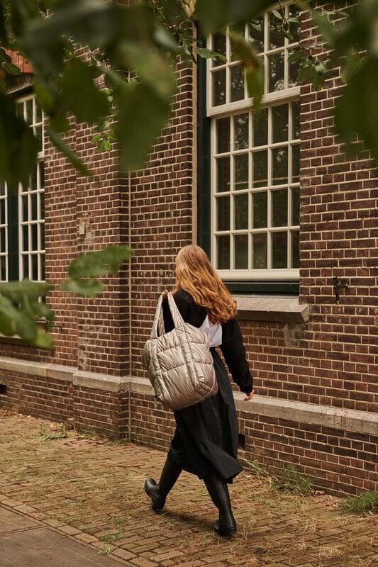 tinne mia Clode Puffy Shoulder Bag - Greige Gold