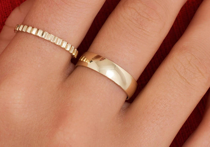 Tov Essentials 5 Mm Brede Curve Band Ring 14 Karaat Goud