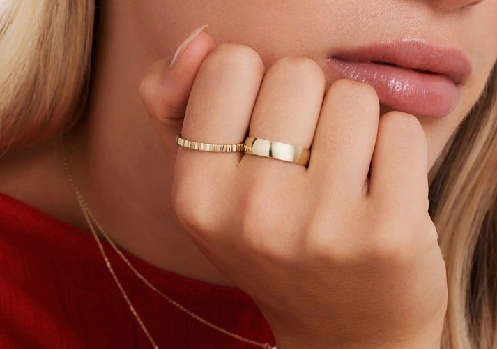 Tov Essentials 5 Mm Brede Curve Band Ring 14 Karaat Goud