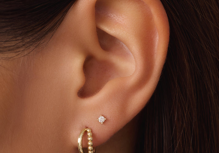 Tov Essentials Bolletjes Dubbele Huggie Hoops (12mm) 14 Karaat Goud