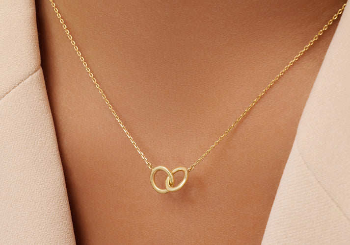 Tov Essentials Brede Linked Infinity Pendant Ketting 14 Karaat Goud