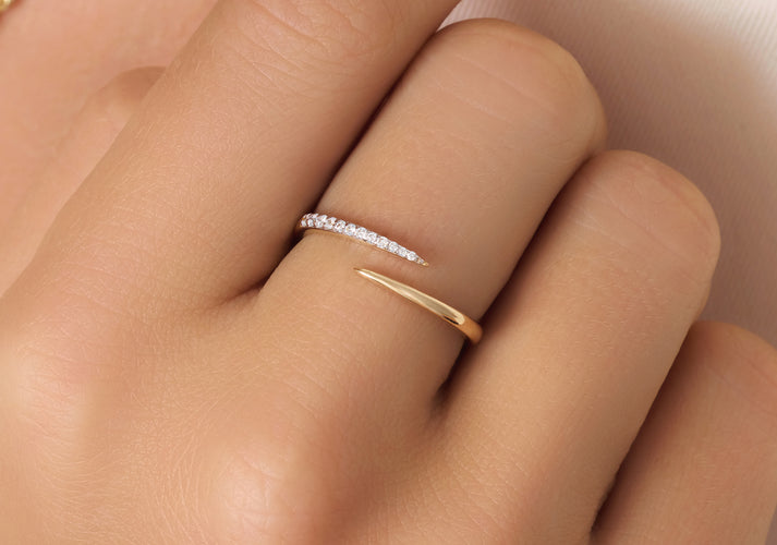 Tov Essentials Diamant Claw Ring (0.10 Ct) 14 Karaat Goud Met Diamanten