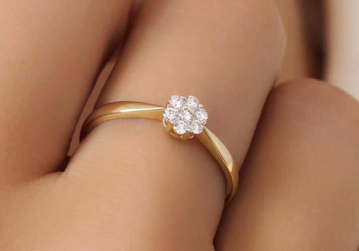 Tov Essentials Diamant Cluster Tapered Ring (0.15 Ct) 14 Karaat Goud Met Diamanten