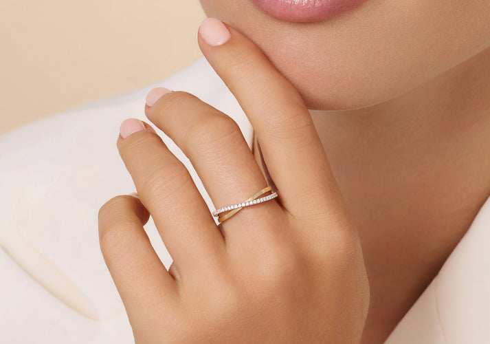 Tov Essentials Diamant Crossover Ring (0.15 Ct) 14 Karaat Goud Met Diamanten