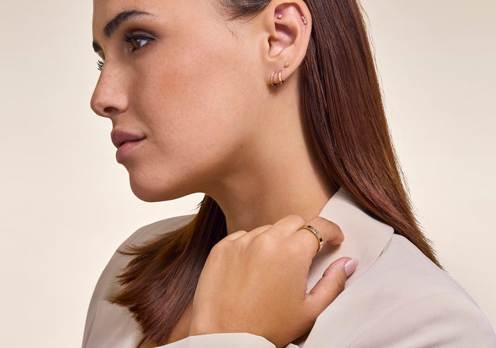 Tov Essentials Diamant Gebogen Staaf Piercing (0.06 Ct) 14 Karaat Goud Met Diamanten