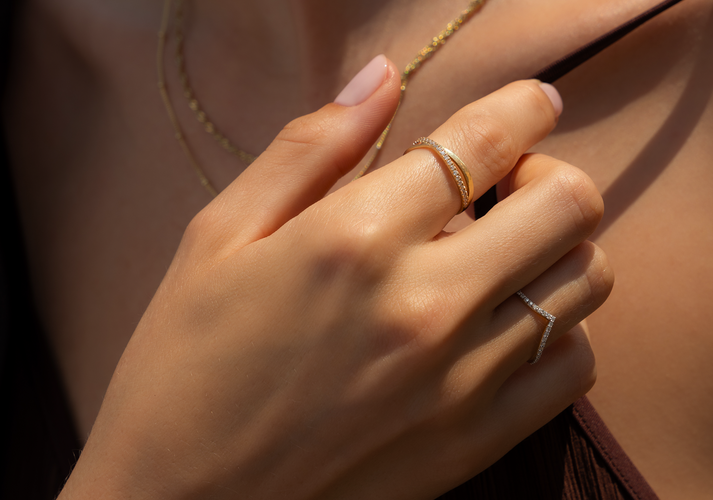 Tov Essentials Diamant Wishbone Ring (0.10 Ct) 14 Karaat Goud Met Diamanten